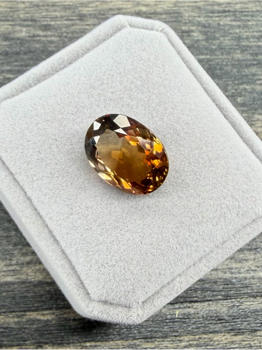 17.17CT Natural Imperial Topaz Faceted Oval cut Gemstone IF Clarity 17.5x13x9mm - Picture 5 of 14